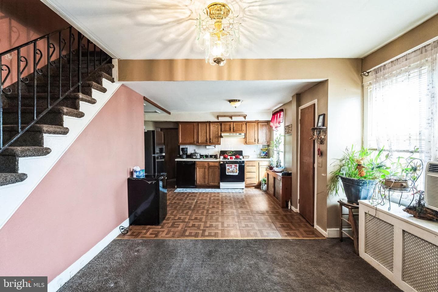 1101 Lawrence Avenue photo 9
