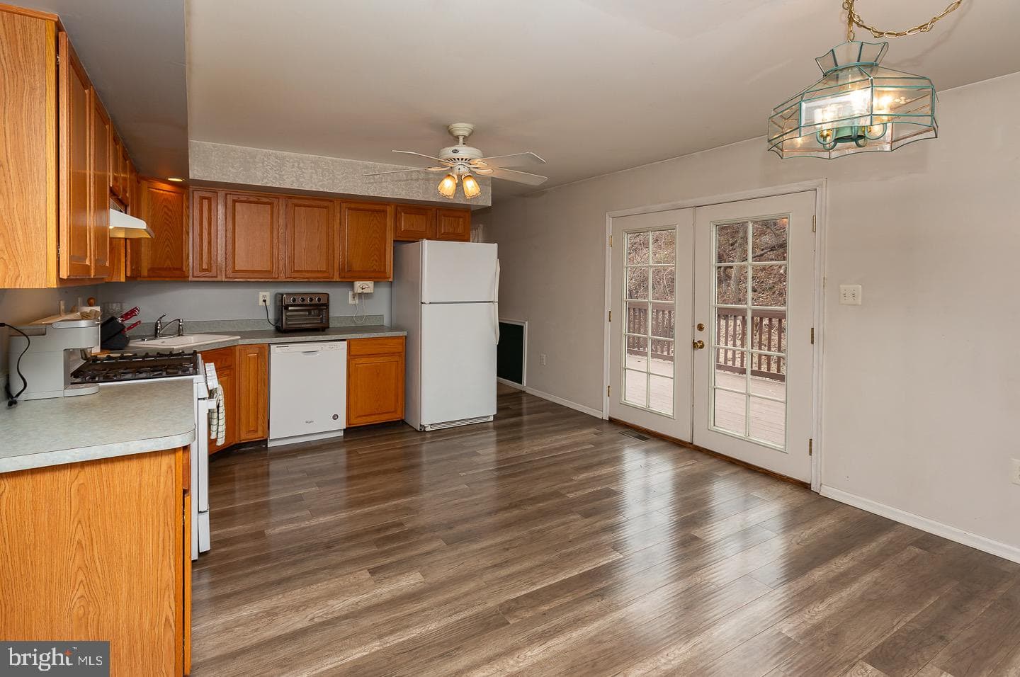 217 W Rodgers Street photo 9