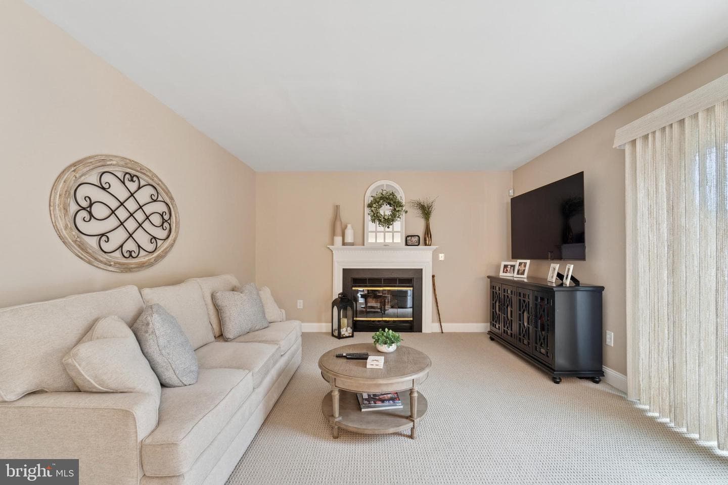 116 Carriage Lane photo 11