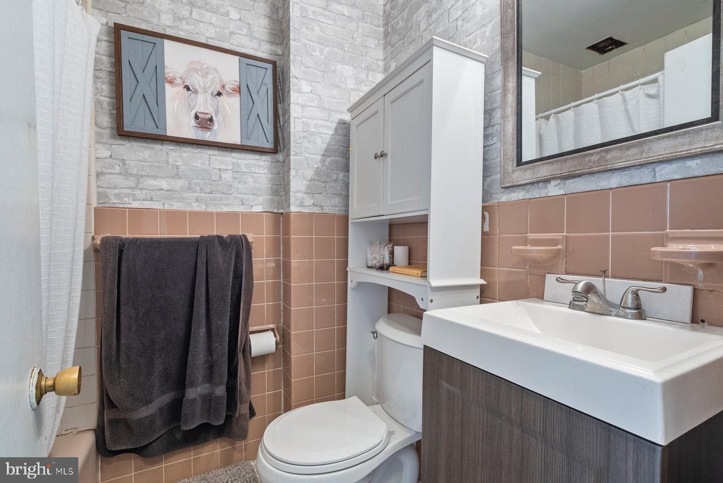 405 Essex Road photo 21