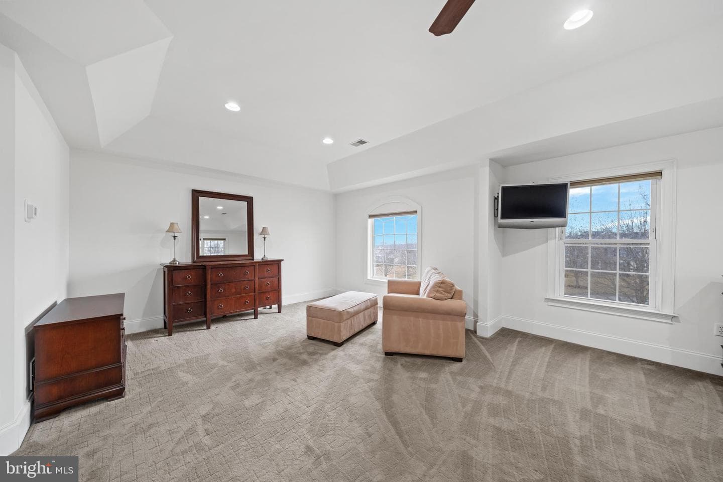 1165 Hedgerow Drive photo 30