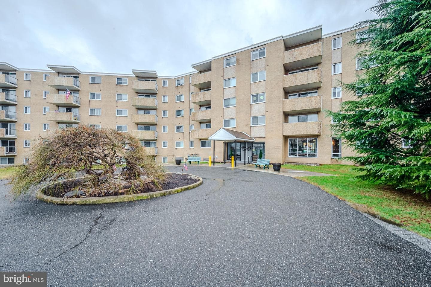 801 S Chester Road #210 photo 1