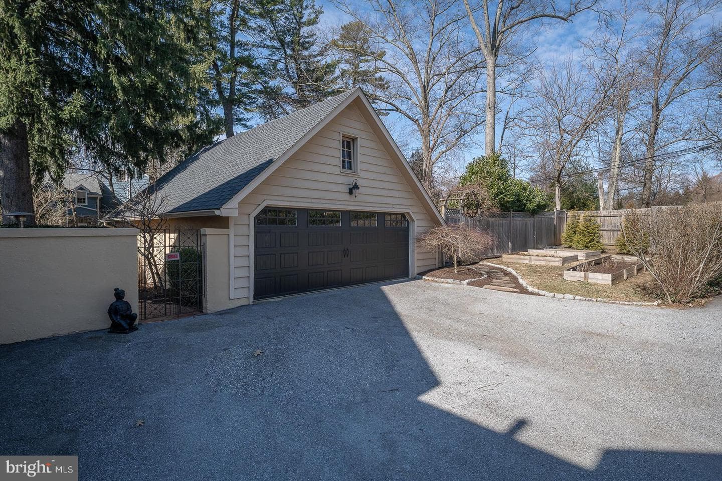 108 S Spring Mill Road photo 43