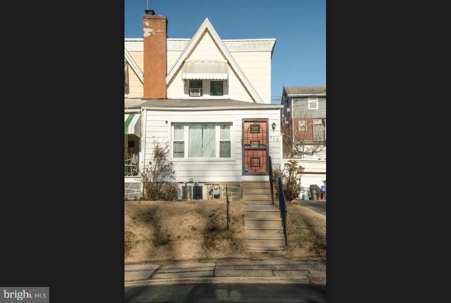 725 Yeadon Avenue photo 1