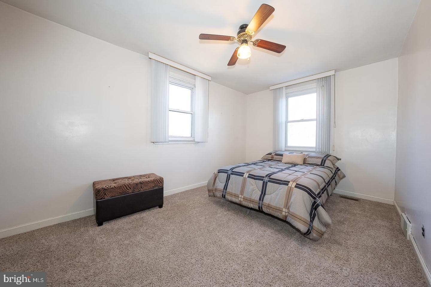 252 Blythe Avenue photo 13