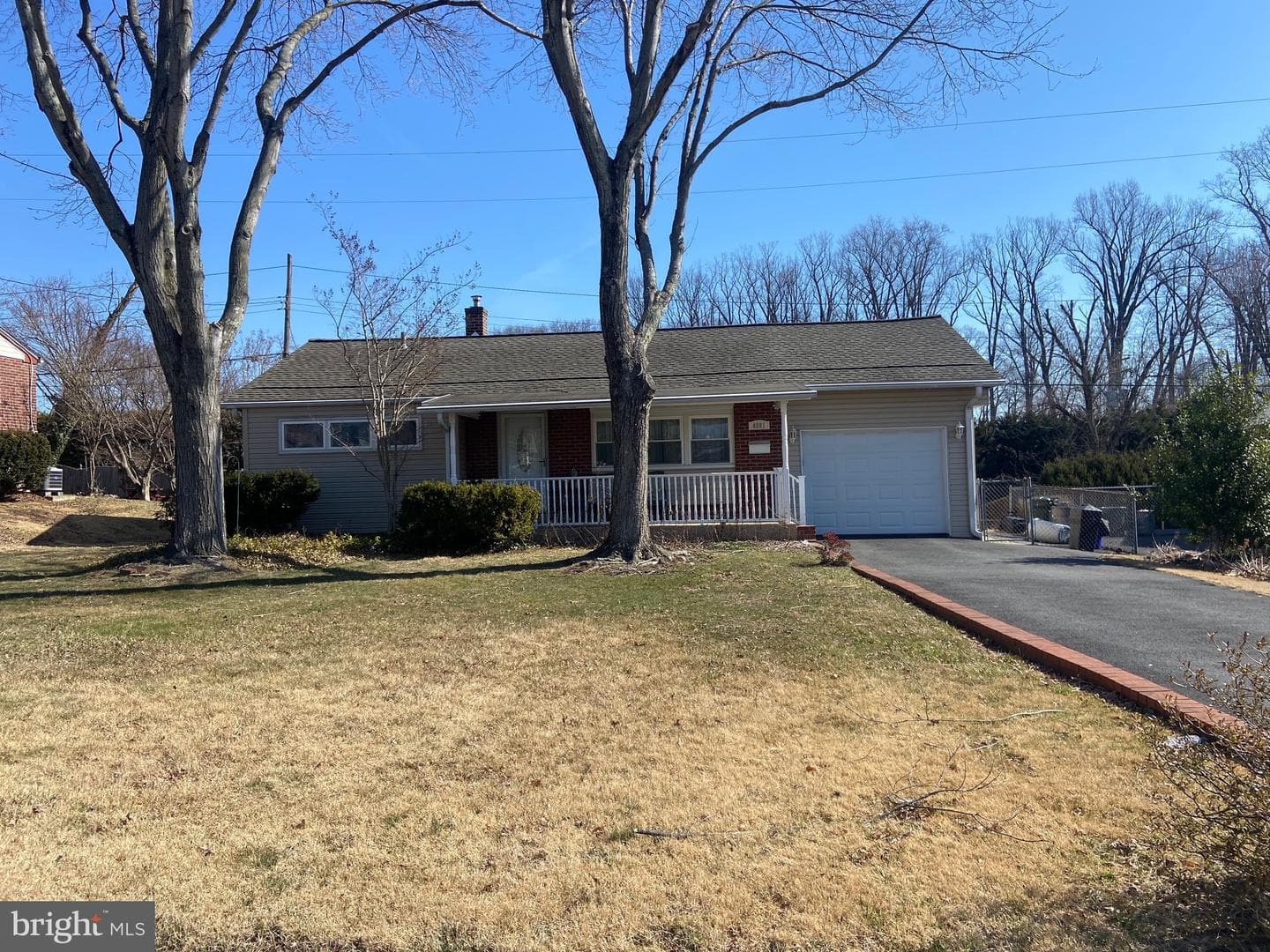 4501 Park Lane photo 1