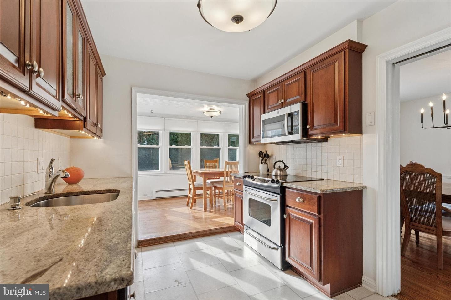 203 Oxford Hill Lane photo 10