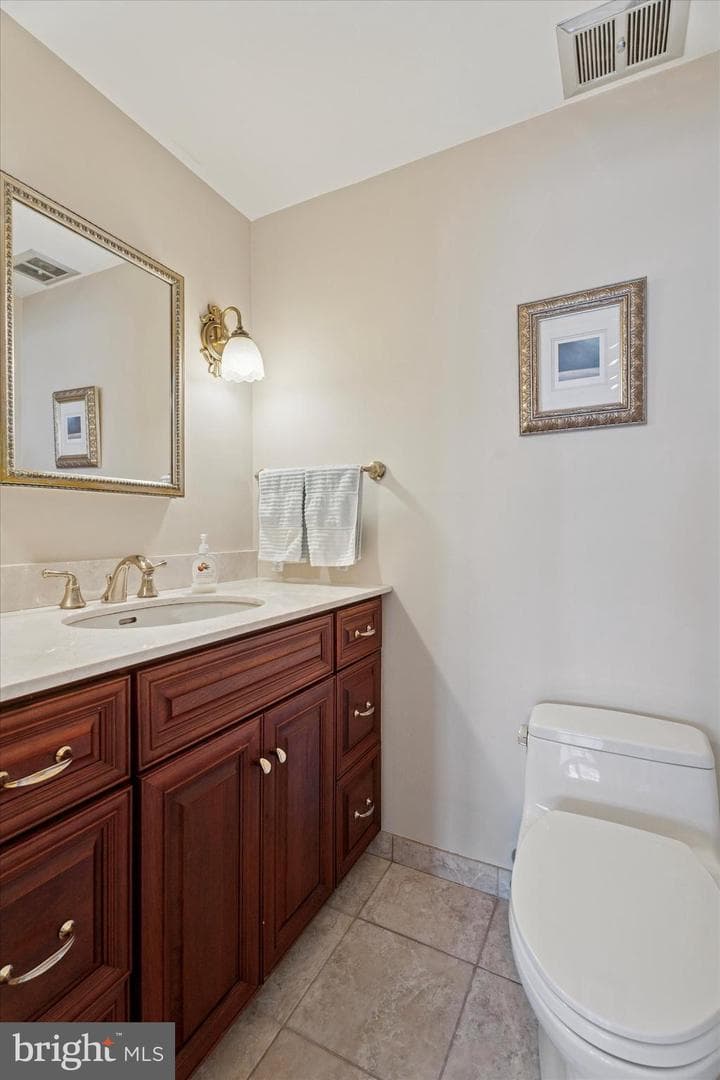 203 Oxford Hill Lane photo 15