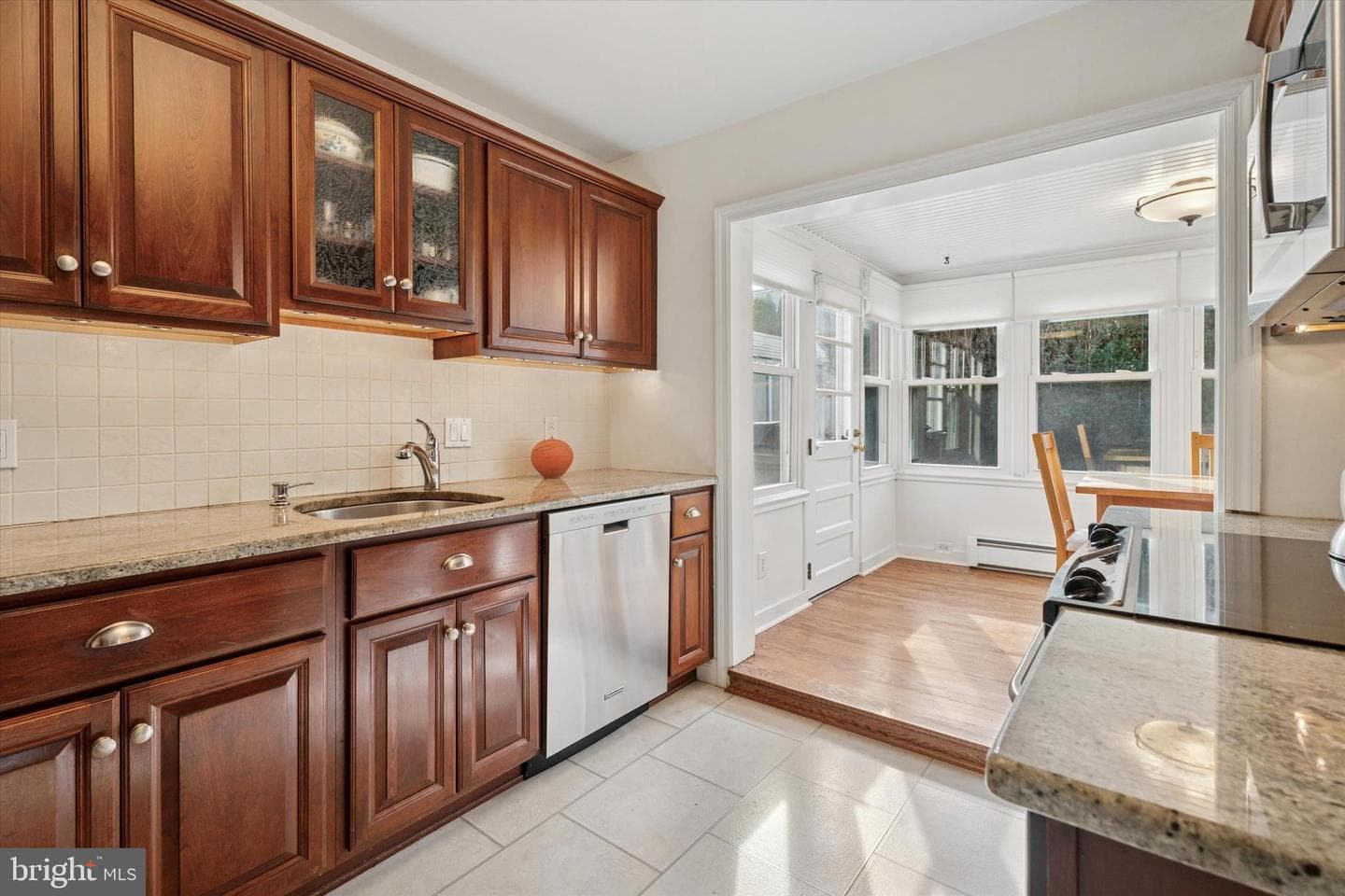 203 Oxford Hill Lane photo 9