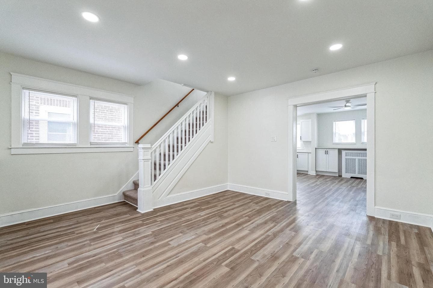 316 Wolfenden Avenue photo 9