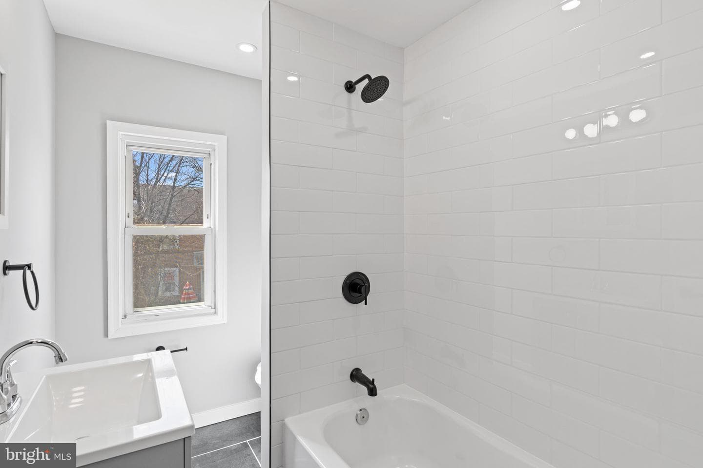 1200 Pine Lane photo 14