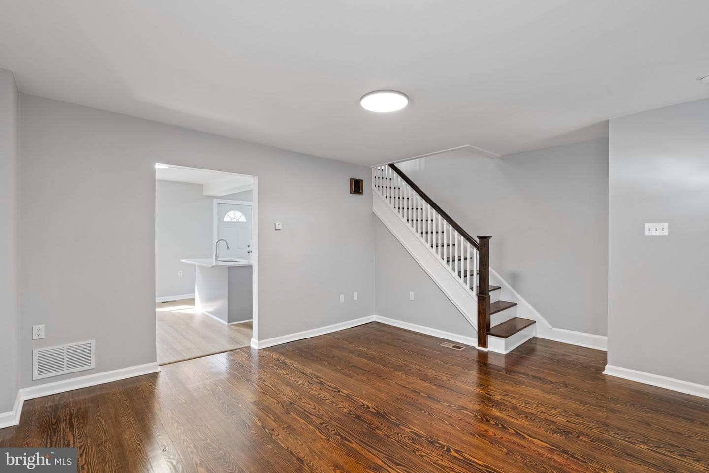 1200 Pine Lane photo 3