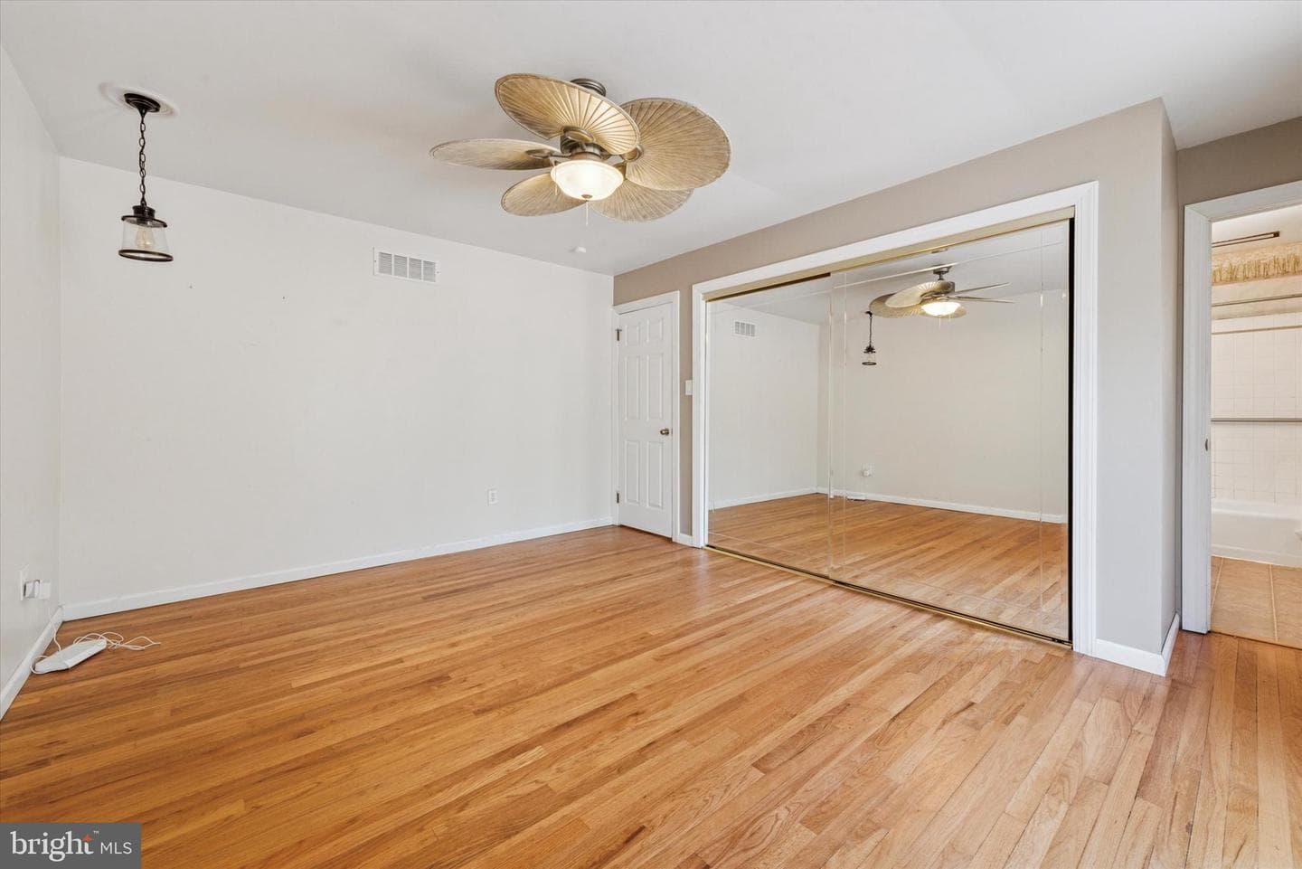 60 Andrien Road photo 16