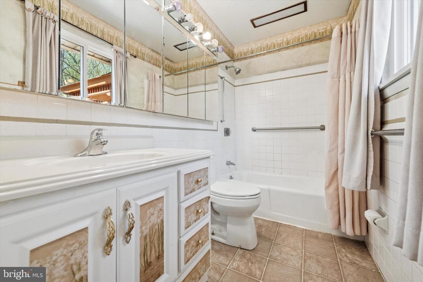60 Andrien Road photo 17