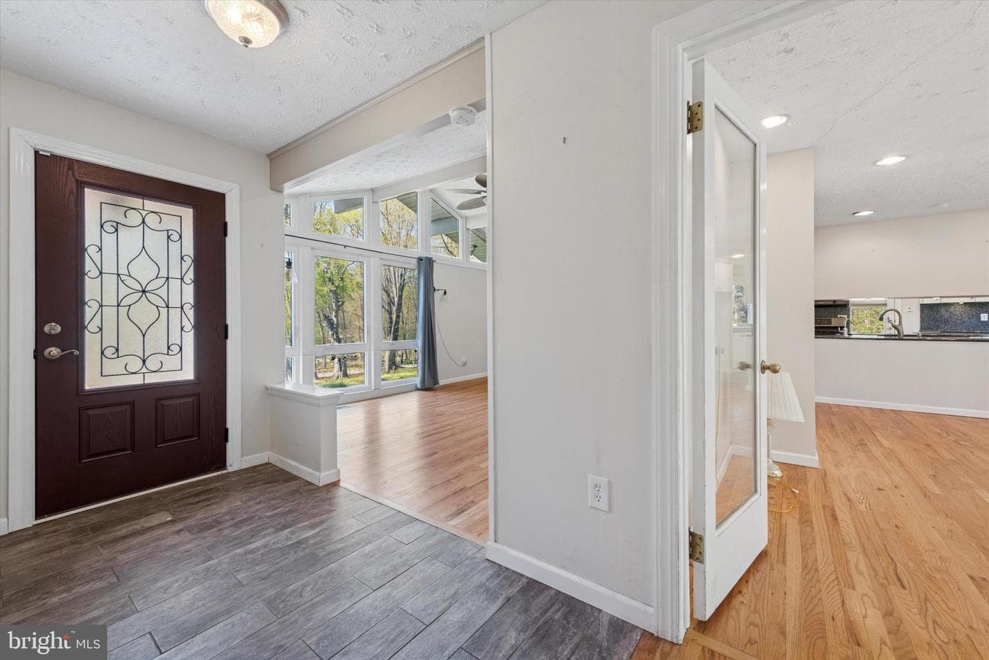 60 Andrien Road photo 3