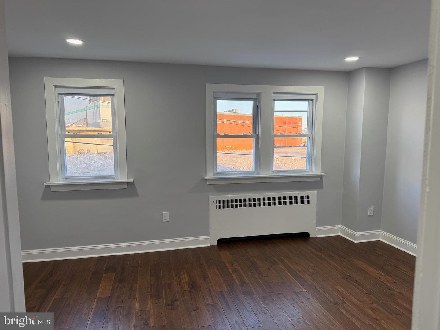 126 Richfield Road photo 9