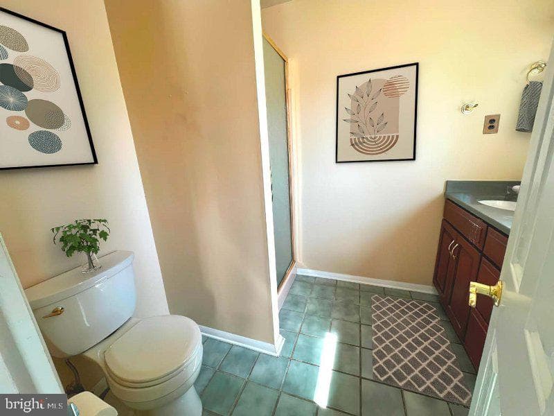 6 Stephen Drive photo 22