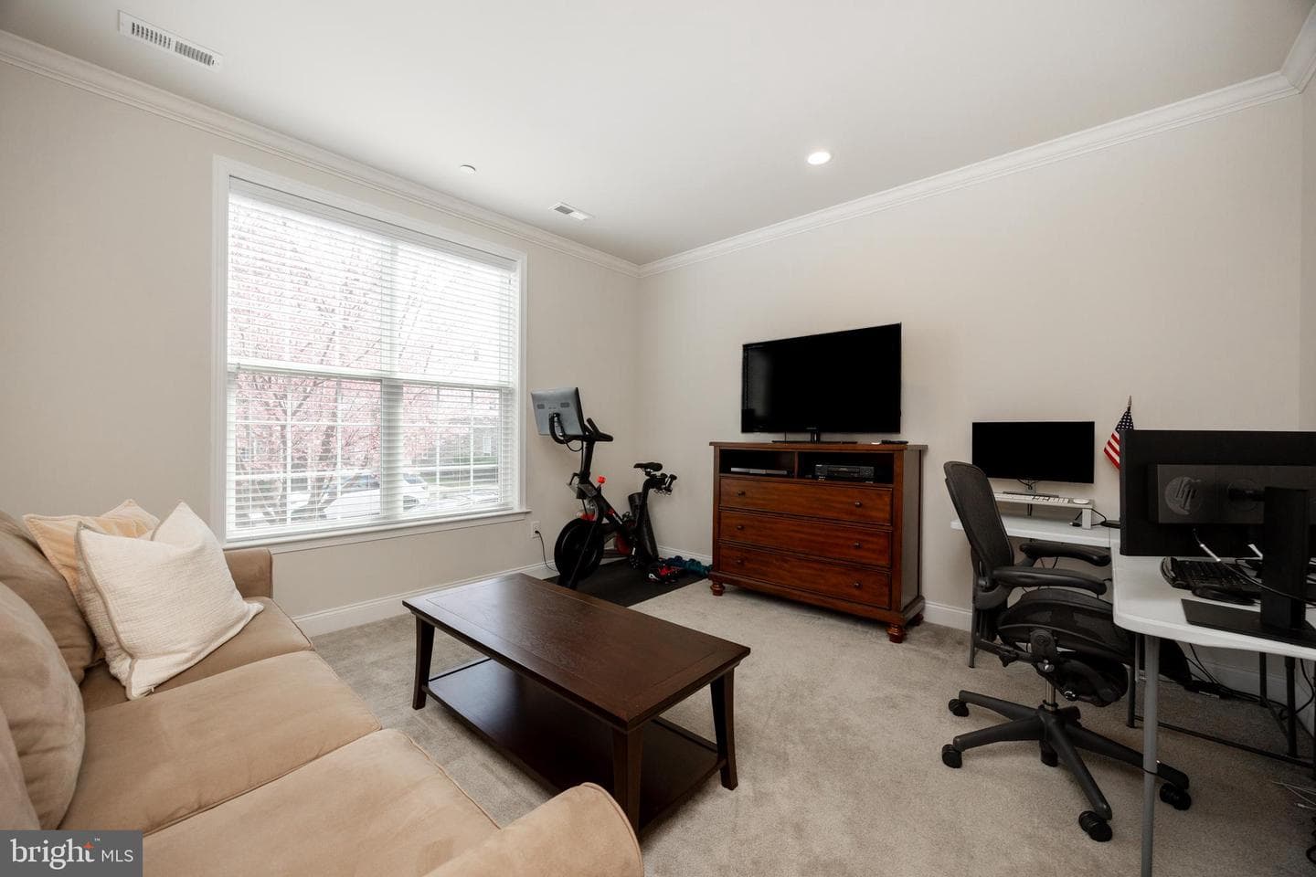 205 Murray Lane photo 4
