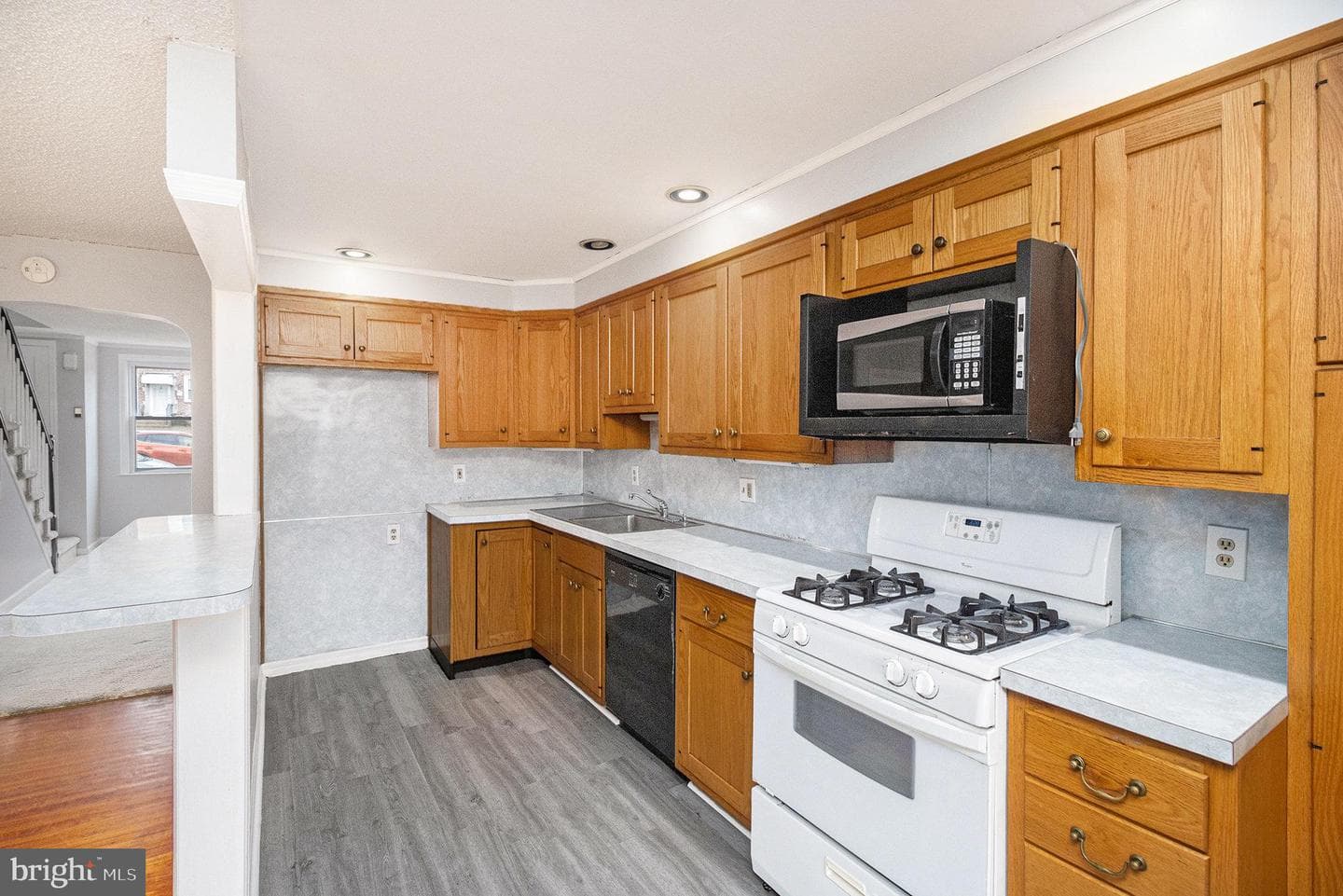 526 S 3rd Street photo 12