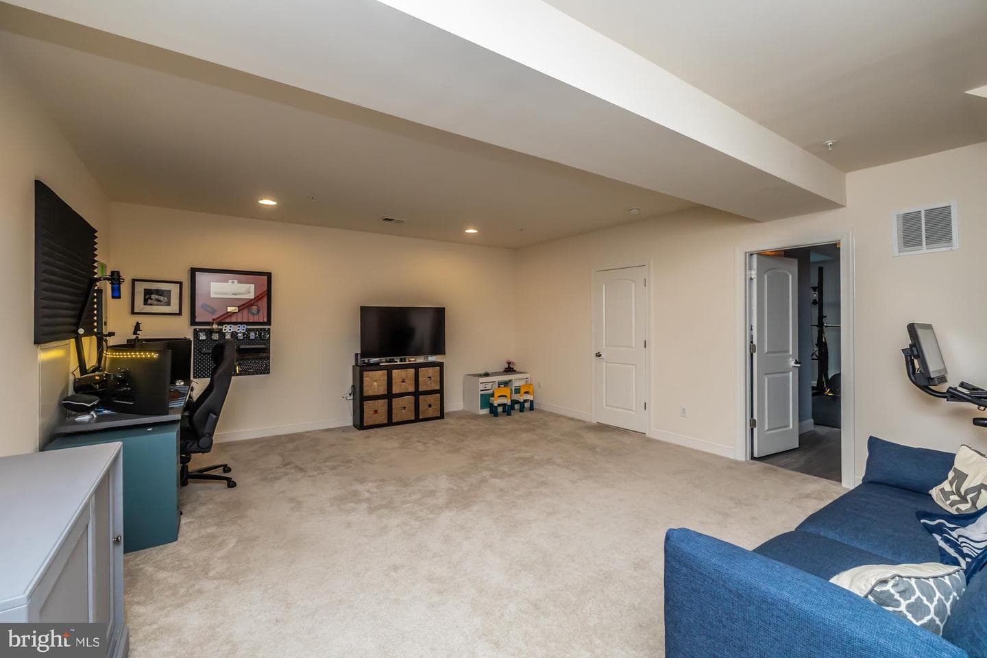 8 Margot Lane photo 43