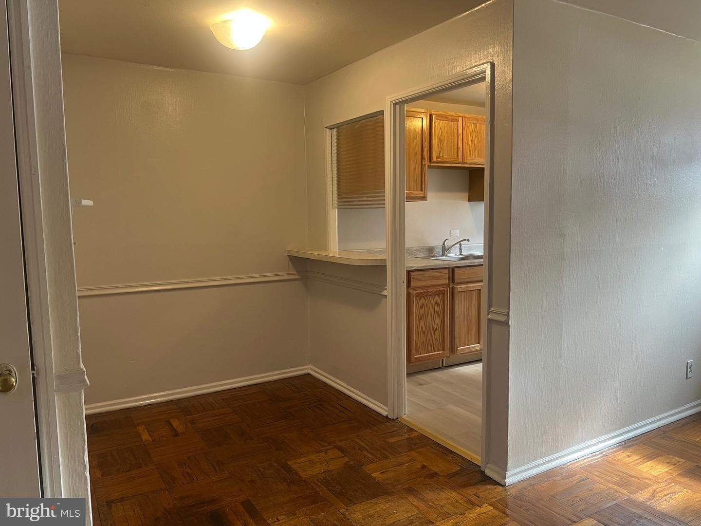 549 Wiltshire Road photo 3