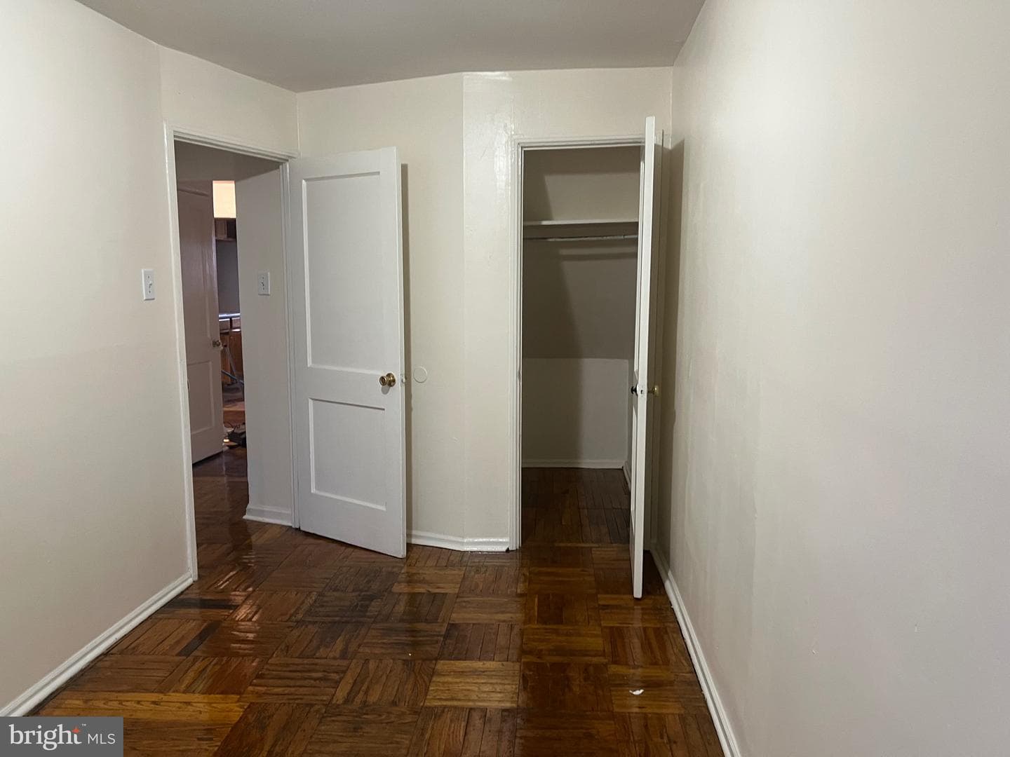 549 Wiltshire Road photo 6