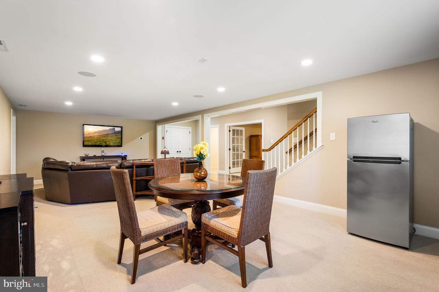 4 Fallbrook Lane photo 32