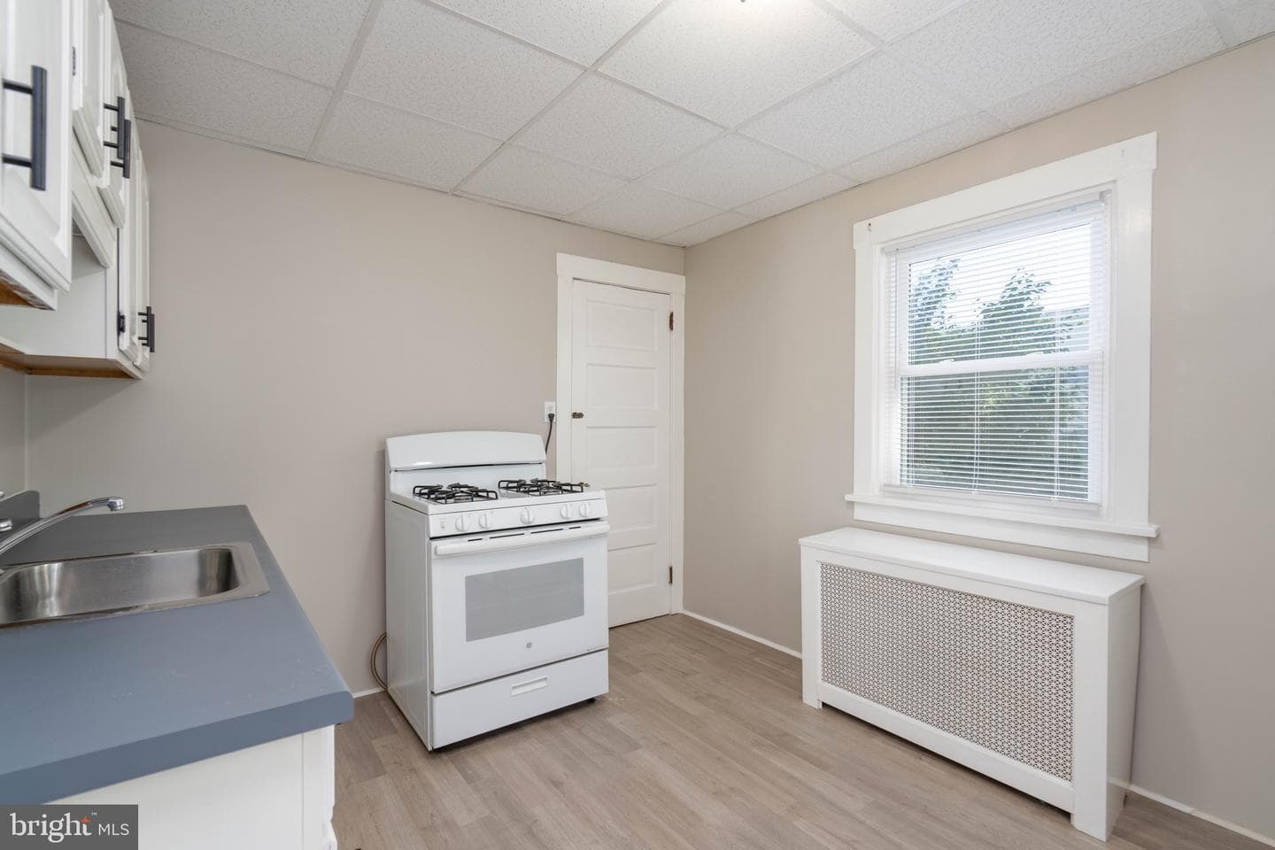 33 E Isabel Avenue photo 9