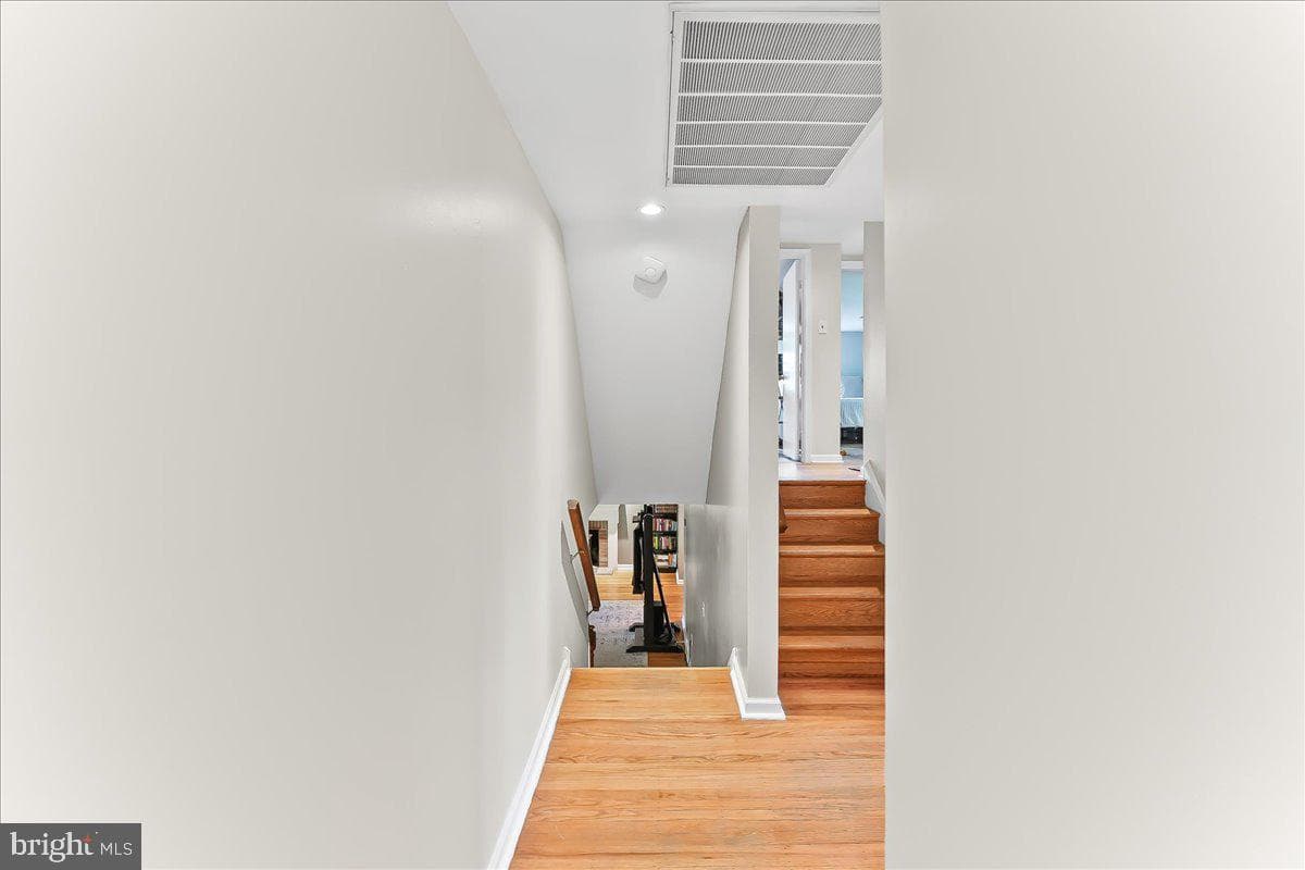 703 Blue Hill Road photo 18