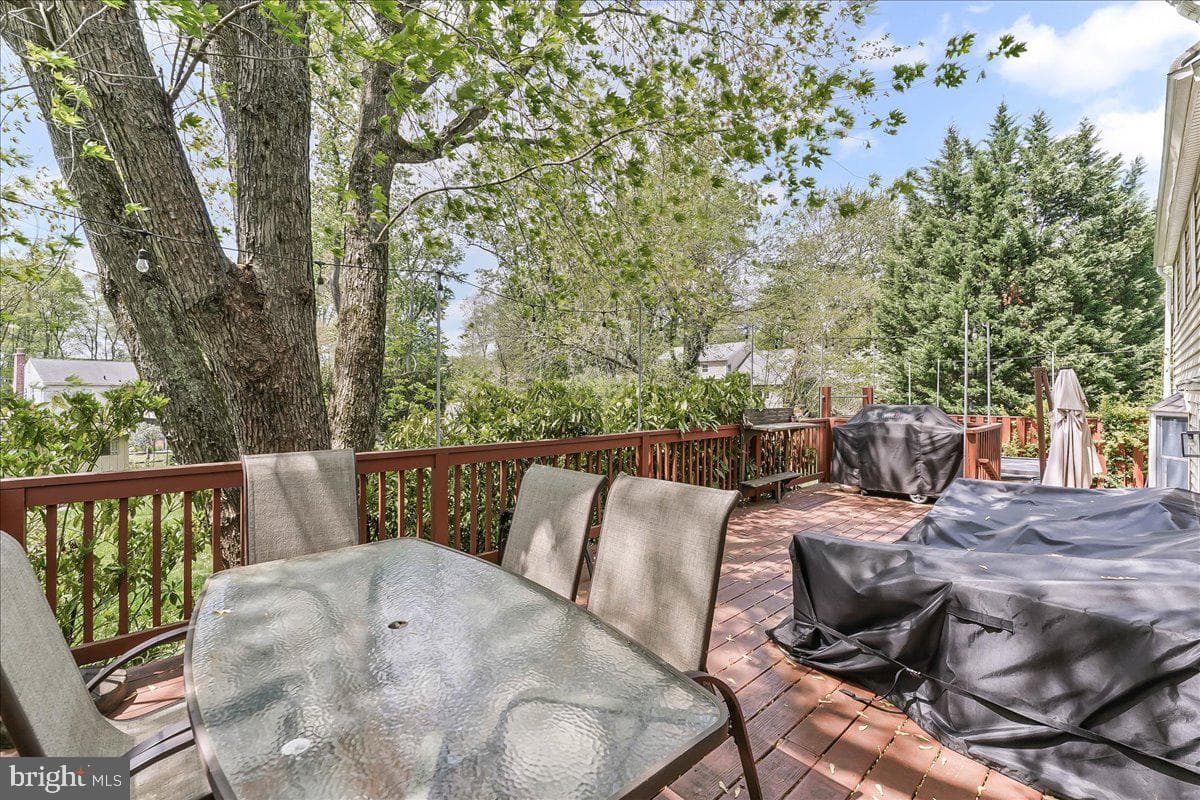 703 Blue Hill Road photo 4
