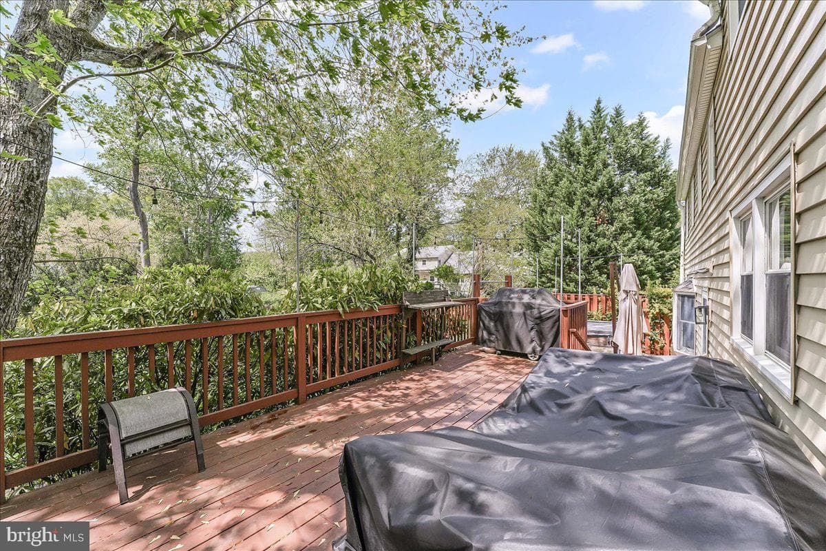 703 Blue Hill Road photo 5
