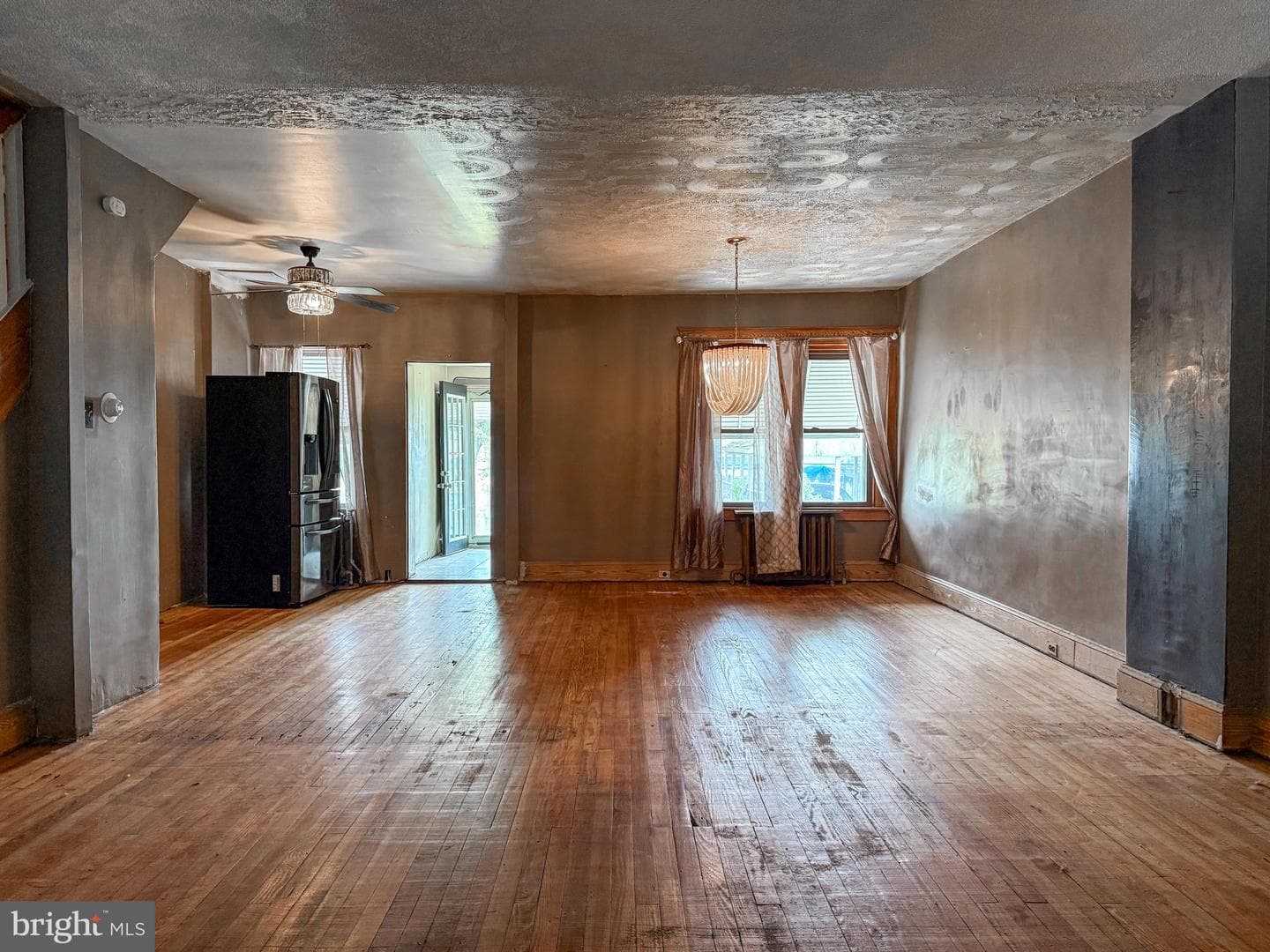 715 Engle Street photo 6