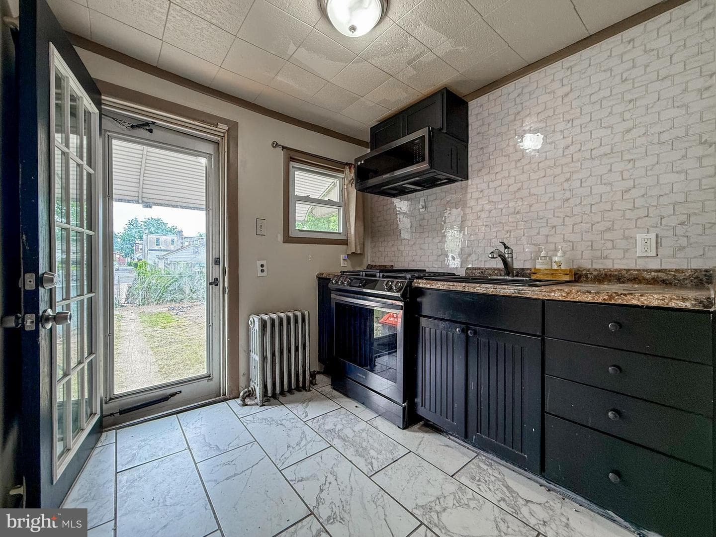 715 Engle Street photo 8