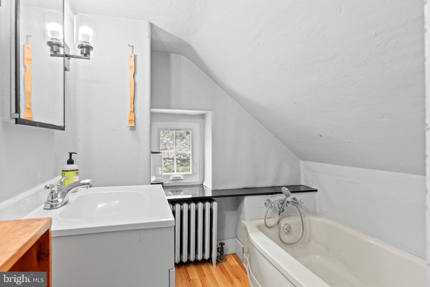 1 E Brookhaven Road photo 41