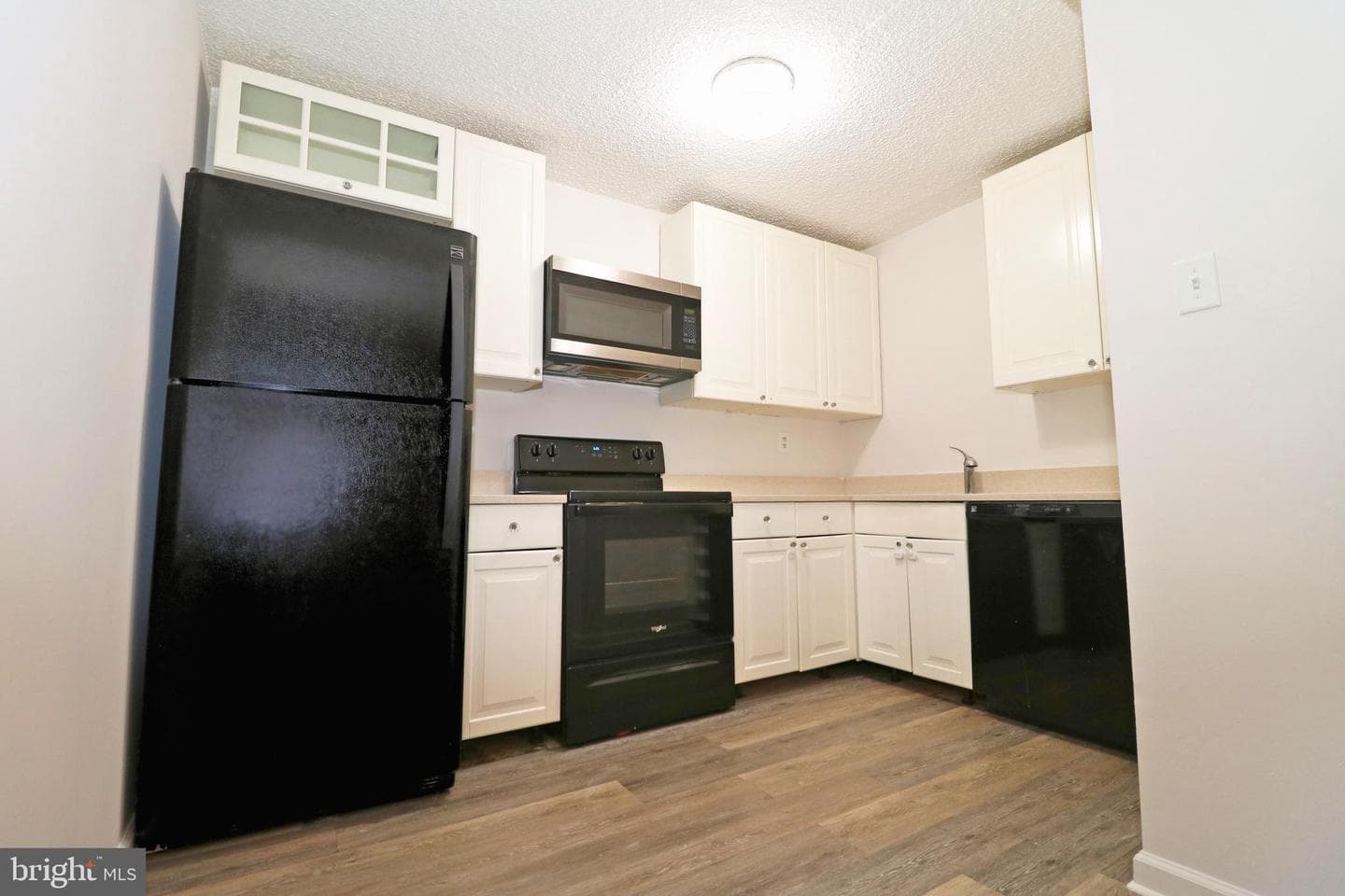 710 Putnam Boulevard photo 6