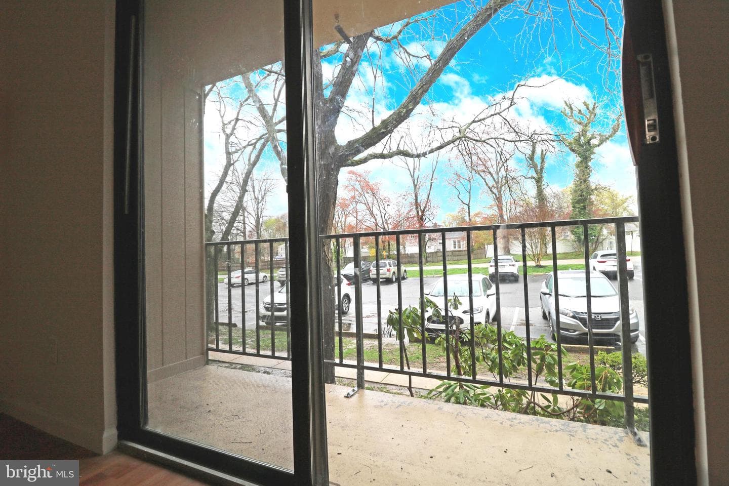 710 Putnam Boulevard photo 8