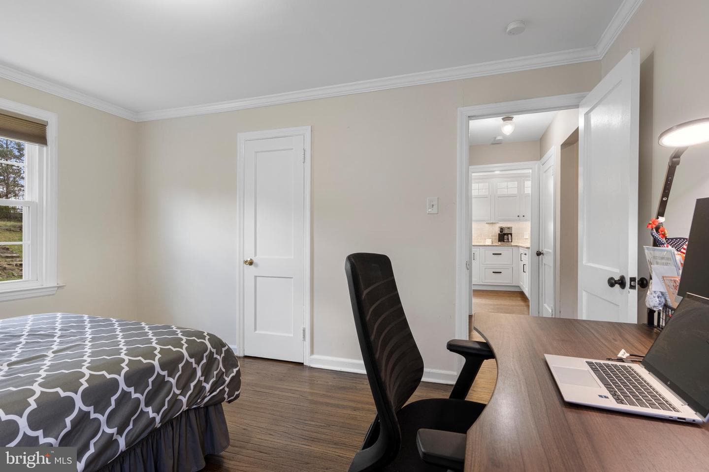 409 Paddock Road photo 33