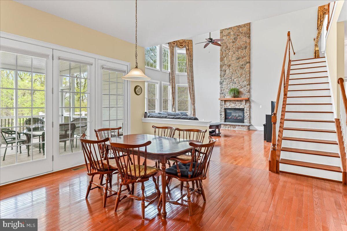 15 Evergreen Place photo 10
