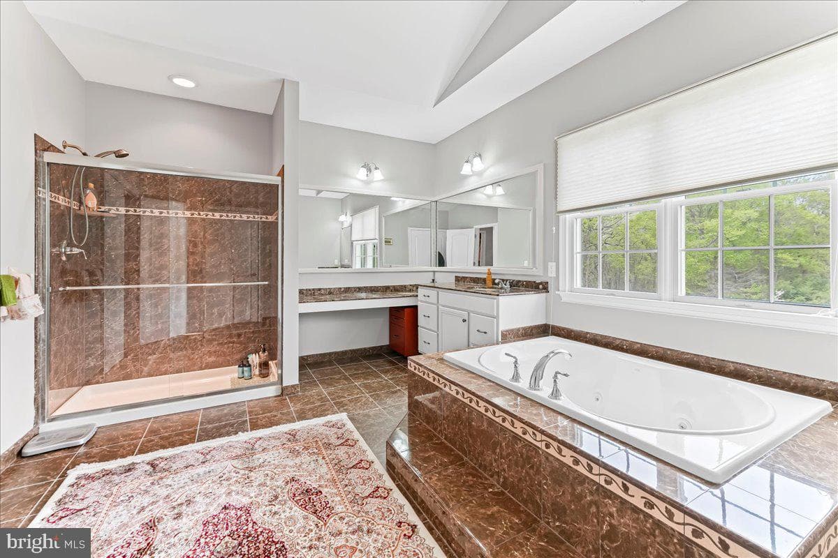 15 Evergreen Place photo 19