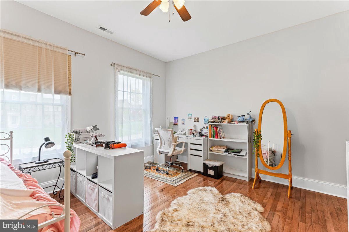15 Evergreen Place photo 25