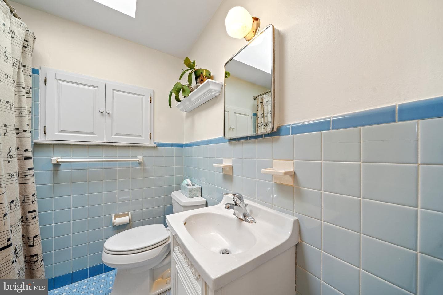 209 2nd Avenue photo 19