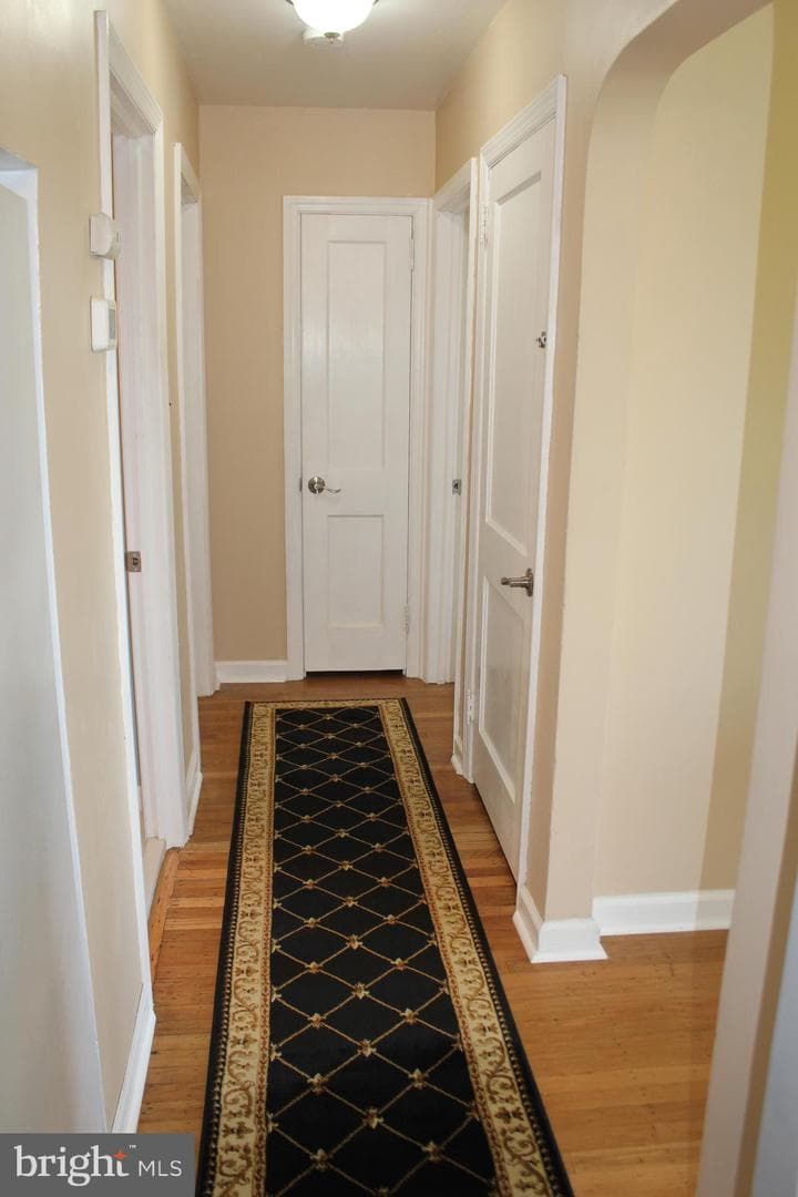 1352 Valley Road photo 11