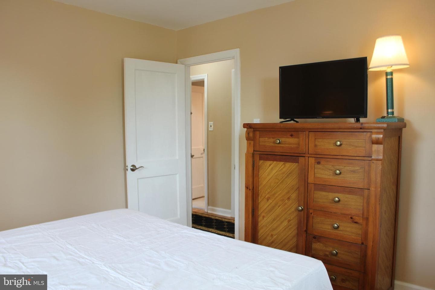 1352 Valley Road photo 17