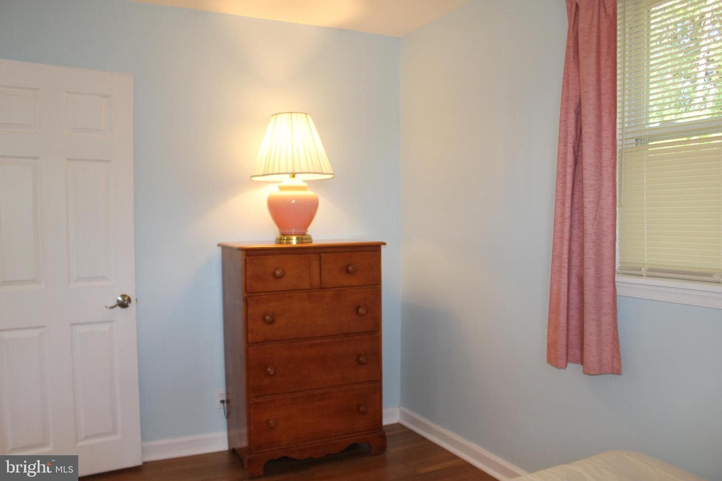 1352 Valley Road photo 20