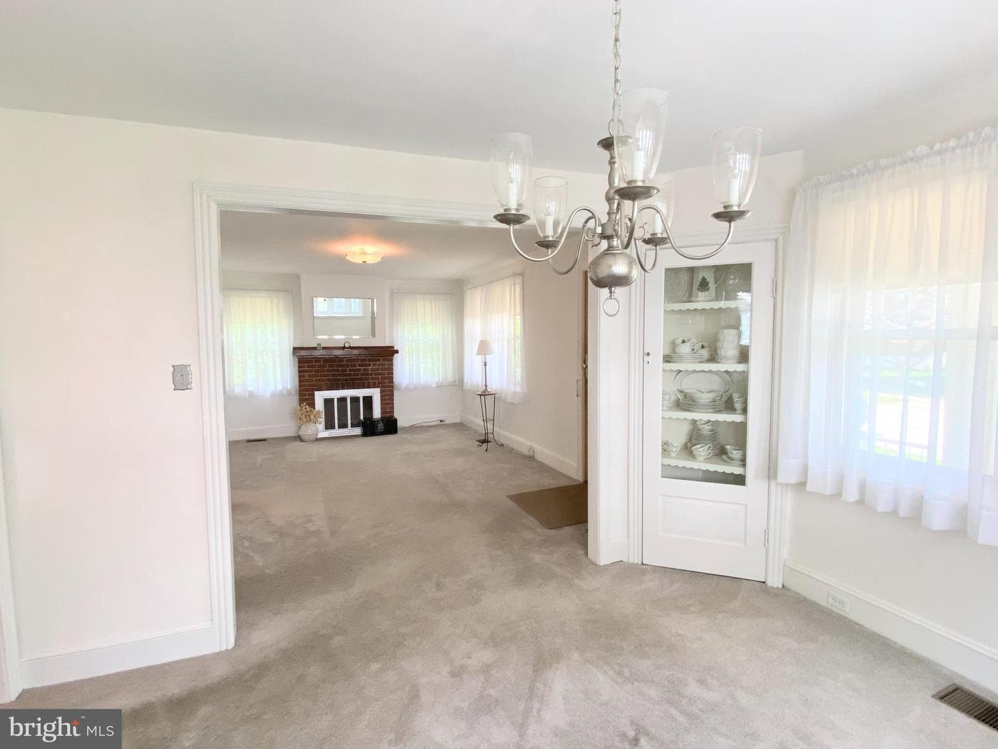 433 Kathmere Road photo 10