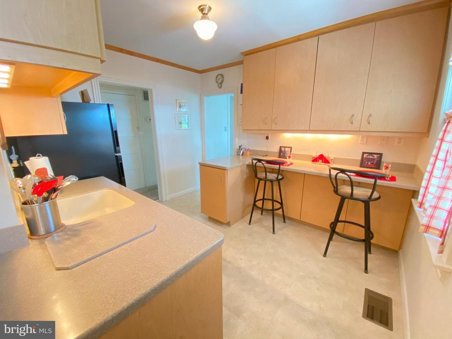 433 Kathmere Road photo 13