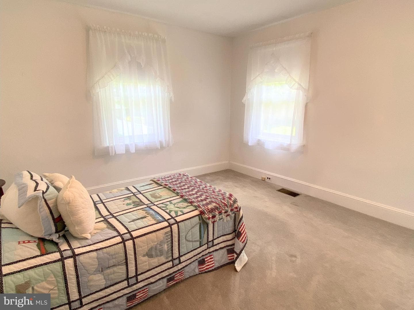 433 Kathmere Road photo 16