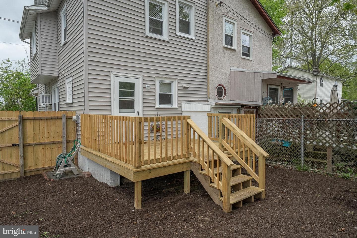 404 Brebant Avenue photo 34
