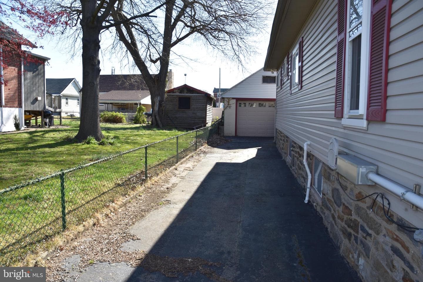 315 Carre Avenue photo 28