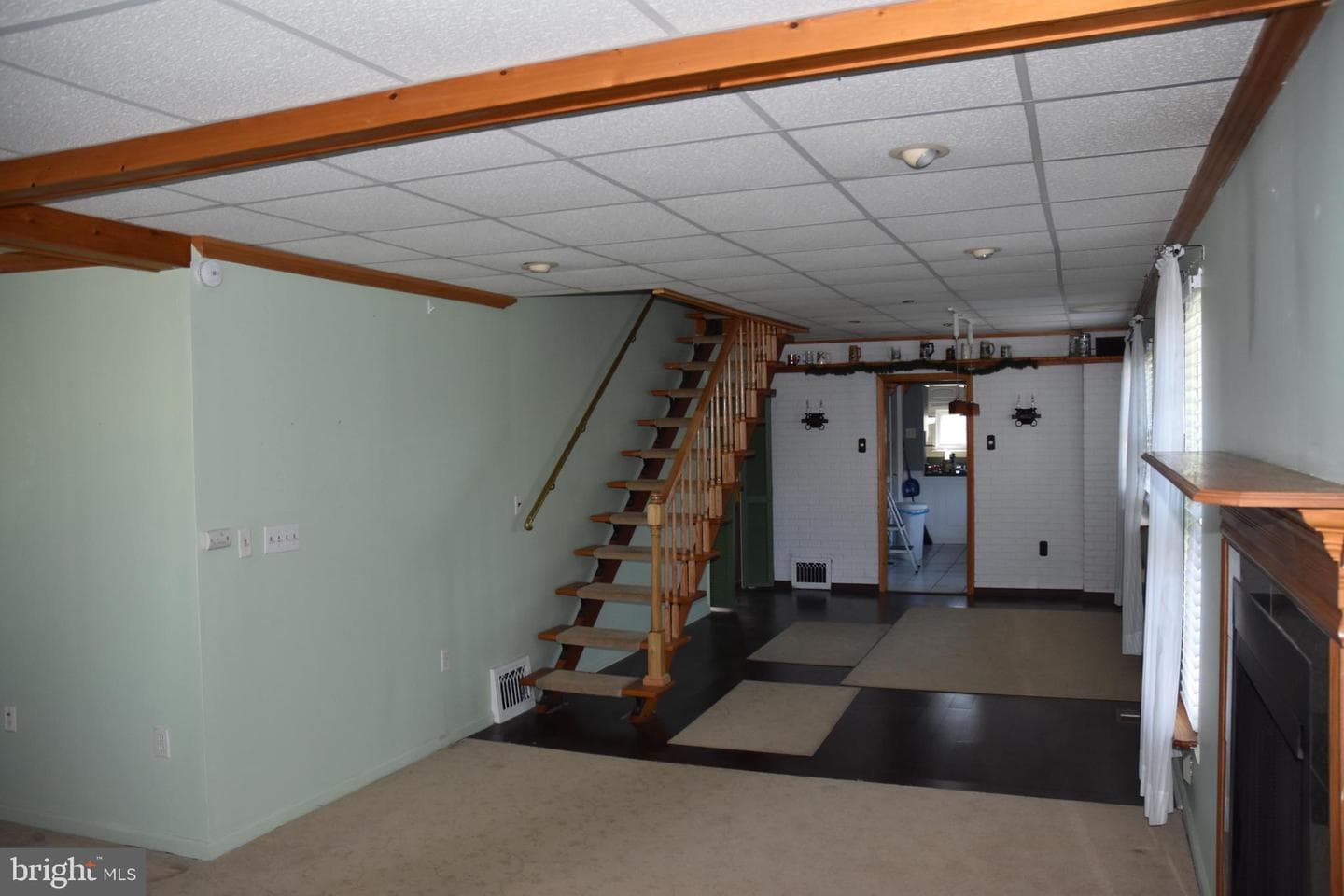 315 Carre Avenue photo 3